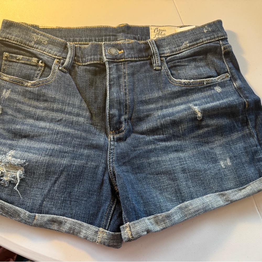 Casual Roll-Cuff Women’s Jean Shorts - Medium Blue